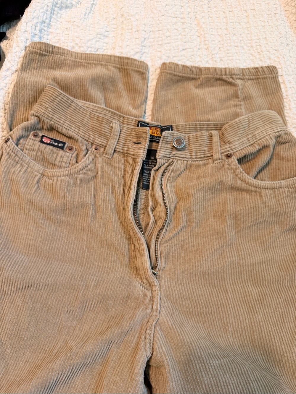 Classic Tan Corduroy - Size 10